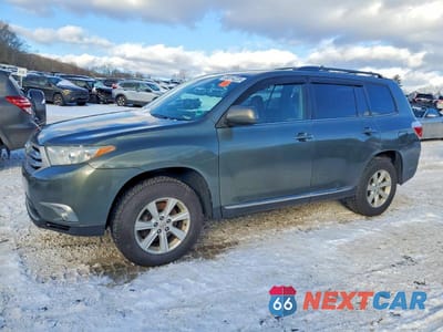 2012 TOYOTA HIGHLANDER 5TDBK3EH4CS145451 - główne zdjęcie licytacji z USA - miniatura