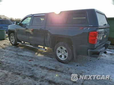 Drugie zdjęcie samochodu z przodu: 2018 CHEVROLET SILVERADO K1500 LT VIN:3GCUKRECXJG554677 - miniatura