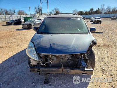 Piąte zdjęcie samochodu w środku: 2008 TOYOTA SIENNA XLE LIMITED VIN:5TDZK22CX8S168032 - miniatura