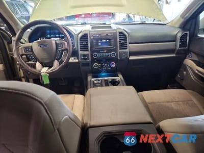 Zdjęcie 8 z 12 samochodu: 2018 FORD EXPEDITION XLT VIN:1FMJU1JT8JEA64729 - miniatura