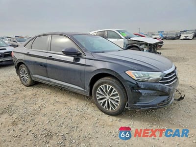 Czwarte zdjęcie samochodu z boku: 2021 VOLKSWAGEN JETTA S VIN:3VWC57BU2MM092722 - miniatura