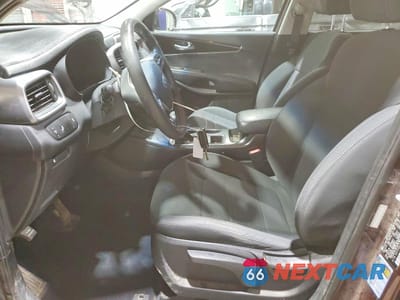 Zdjęcie 7 z 13 samochodu: 2019 KIA SORENTO LX VIN:5XYPGDA30KG564383 - miniatura