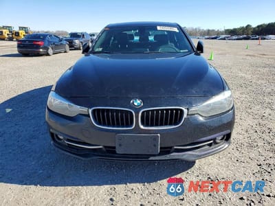 Piąte zdjęcie samochodu w środku: 2016 BMW 328 XI SULEV VIN:WBA8E3C59GK501784 - miniatura