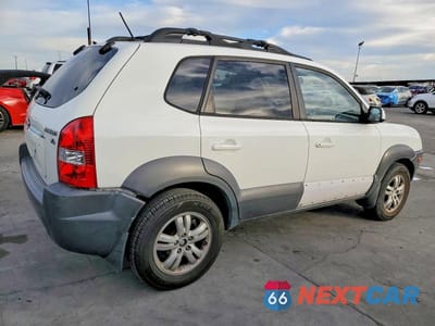 Trzecie zdjęcie samochodu z tyłu: 2008 HYUNDAI TUCSON SE VIN:KM8JN12D48U916076 - miniatura