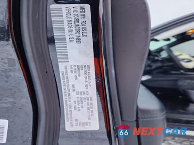 Zdjęcie 12 z 13 samochodu: 2024 DODGE DURANGO SXT VIN:1C4RDJAG7RC114893 - miniatura