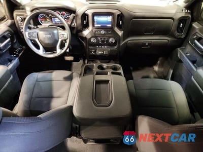 Zdjęcie 8 z 12 samochodu: 2021 CHEVROLET SILVERADO K1500 TRAIL BOSS CUSTOM VIN:1GCPYCEF6MZ401091 - miniatura