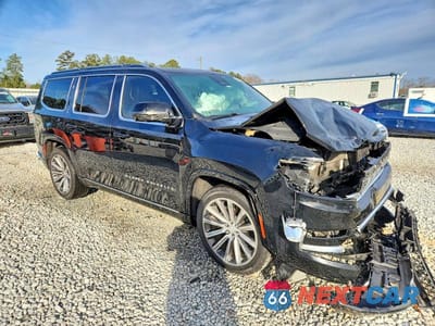 Czwarte zdjęcie samochodu z boku: 2022 JEEP GRAND WAGONEER SERIES I VIN:1C4SJVEJ0NS179463 - miniatura
