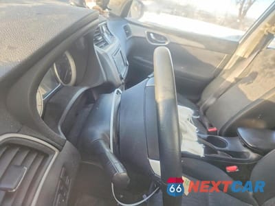 Zdjęcie 9 z 12 samochodu: 2014 NISS SENTRA S VIN:3N1AB7AP8EL678026 - miniatura