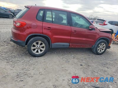 Trzecie zdjęcie samochodu z tyłu: 2009 VOLKSWAGEN TIGUAN S VIN:WVGAV75N49W001757 - miniatura