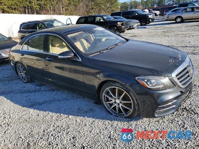 Czwarte zdjęcie samochodu z boku: 2018 MERCEDES-BENZ S 560 4MATIC VIN:WDDUG8GB2JA396940 - miniatura