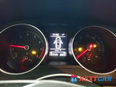 Zdjęcie 9 z 12 samochodu: 2017 VOLKSWAGEN JETTA SE VIN:3VWDB7AJ0HM293528 - miniatura