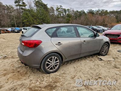 Trzecie zdjęcie samochodu z tyłu: 2012 KIA FORTE EX VIN:KNAFU5A2XC5573679 - miniatura