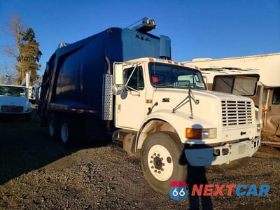 2001 INTERNATIONAL 4900 REFUSE TRUCK 1HTSDAANX1H275958 - główne zdjęcie licytacji z USA - miniatura