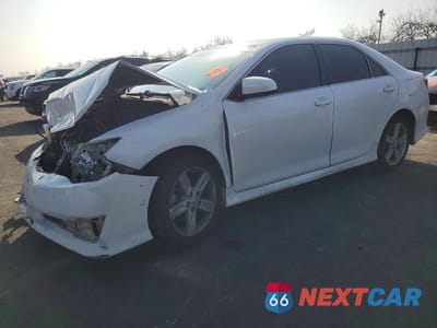 2014 TOYOTA CAMRY L 4T1BF1FK1EU859549 - główne zdjęcie licytacji z USA - miniatura