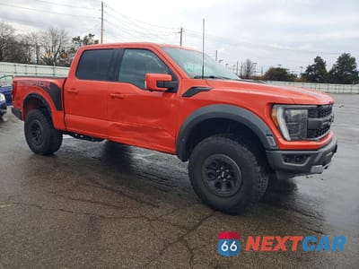 Czwarte zdjęcie samochodu z boku: 2022 FORD F150 RAPTOR VIN:1FTFW1RG7NFA86927 - miniatura