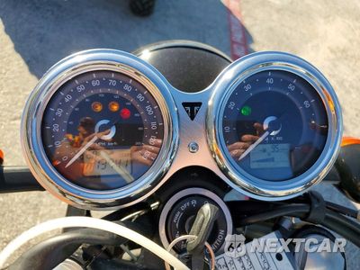 Zdjęcie 7 z 9 samochodu: 2018 TRIUMPH MOTORCYCLE BONNEVILLE T100 VIN:SMTD10GN7JT848443 - miniatura