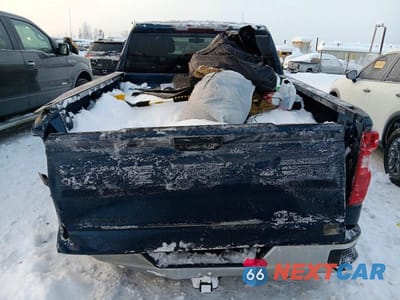 Zdjęcie 6 z 11 samochodu: 2019 CHEVROLET SILVERADO K1500 LT VIN:3GCUYDED2KG208277 - miniatura