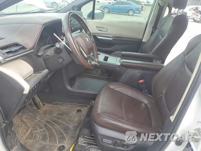 Zdjęcie 7 z 13 samochodu: 2022 TOYOTA SIENNA LIMITED VIN:5TDERKECXNS098548 - miniatura