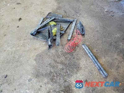 Zdjęcie 13 z 13 samochodu: 2023 CHEVROLET SILVERADO K1500 VIN:3GCUDAED2PG331983 - miniatura