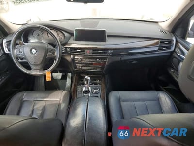 Zdjęcie 8 z 12 samochodu: 2014 BMW X5 SDRIVE35I VIN:5UXKR2C52E0H32429 - miniatura