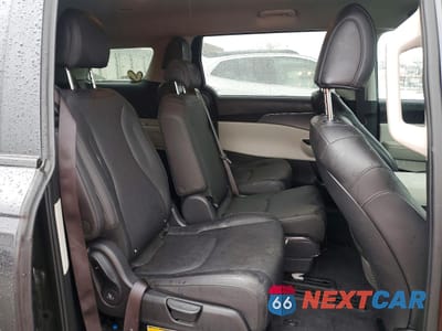 Zdjęcie 11 z 14 samochodu: 2024 KIA CARNIVAL LX VIN:KNDNB4H38R6334468 - miniatura