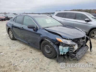 Czwarte zdjęcie samochodu z boku: 2018 TOYOTA CAMRY L VIN:4T1B11HK3JU538778 - miniatura