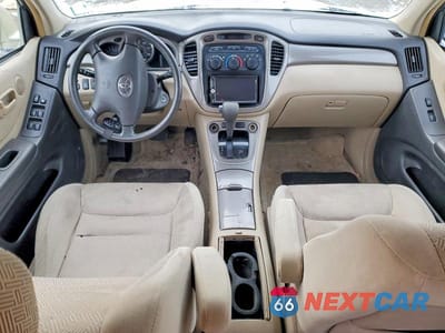 Zdjęcie 8 z 14 samochodu: 2002 TOYOTA HIGHLANDER BASE VIN:JTEHF21A720091724 - miniatura