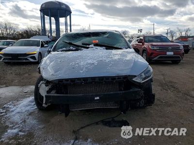 Piąte zdjęcie samochodu w środku: 2017 HYUNDAI ELANTRA SE VIN:KMHD84LF3HU153554 - miniatura