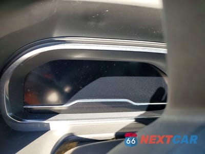 Zdjęcie 9 z 12 samochodu: 2022 CHEVROLET SUBURBAN C1500 LT VIN:1GNSCCKD7NR345229 - miniatura