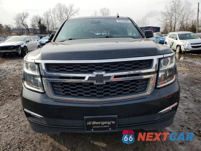 Piąte zdjęcie samochodu w środku: 2019 CHEVROLET TAHOE K1500 LT VIN:1GNSKBKC1KR183744 - miniatura