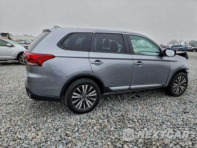 Trzecie zdjęcie samochodu z tyłu: 2019 MITSUBISHI OUTLANDER SE VIN:JA4AD3A33KZ046224 - miniatura