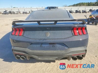 Zdjęcie 6 z 12 samochodu: 2024 FORD MUSTANG DARK HORSE VIN:1FA6P8R09R5505385 - miniatura