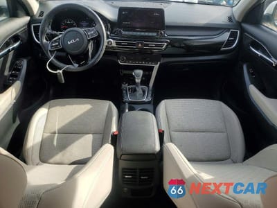 Zdjęcie 8 z 13 samochodu: 2022 KIA SELTOS EX VIN:KNDERCAA6N7261426 - miniatura