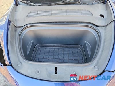 Zdjęcie 11 z 11 samochodu: 2024 TESLA MODEL Y VIN:7SAYGDEE8RF085813 - miniatura