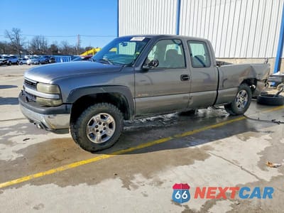 2002 CHEVROLET SILVERADO K1500 2GCEK19VX21210696 - główne zdjęcie licytacji z USA - miniatura