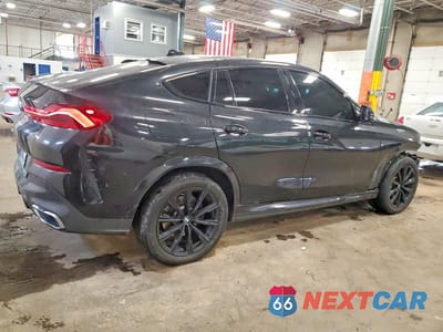 Trzecie zdjęcie samochodu z tyłu: 2022 BMW X6 XDRIVE40I VIN:5UXCY6C07N9K74981 - miniatura