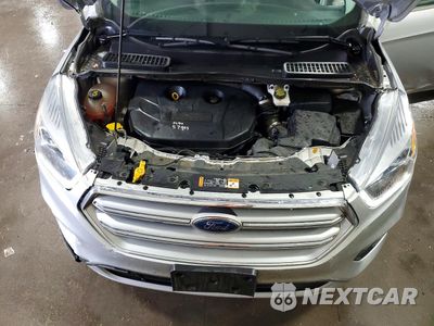 Zdjęcie 12 z 16 samochodu: 2017 FORD ESCAPE SE VIN:1FMCU9G95HUA04684 - miniatura