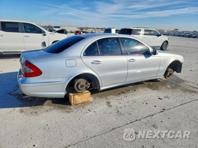 Trzecie zdjęcie samochodu z tyłu: 2008 MERCEDES-BENZ E 550 VIN:WDBUF72X38B233095 - miniatura