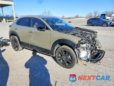 Czwarte zdjęcie samochodu z boku: 2024 MAZDA CX-30 CARBON TURBO VIN:3MVDMBXY1RM655211 - miniatura