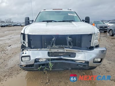 Piąte zdjęcie samochodu w środku: 2012 CHEVROLET SILVERADO K3500 LTZ VIN:1GC4K1CG5CF223680 - miniatura