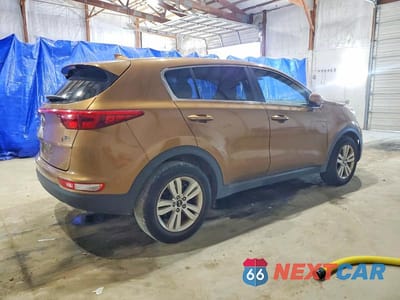 Trzecie zdjęcie samochodu z tyłu: 2017 KIA SPORTAGE LX VIN:KNDPM3AC5H7034645 - miniatura