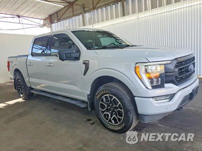 Czwarte zdjęcie samochodu z boku: 2021 FORD F150 SUPERCREW VIN:1FTEW1EP0MKE58003 - miniatura