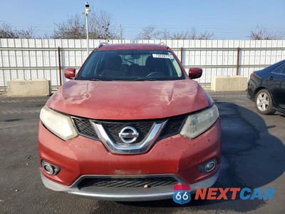 Piąte zdjęcie samochodu w środku: 2016 NISSAN ROGUE S VIN:KNMAT2MT7GP654846 - miniatura