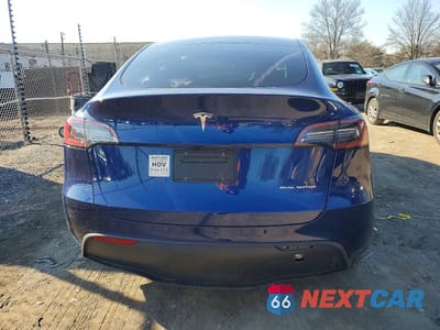 Zdjęcie 6 z 12 samochodu: 2023 TESLA MODEL Y VIN:7SAYGDEE4PF827086 - miniatura