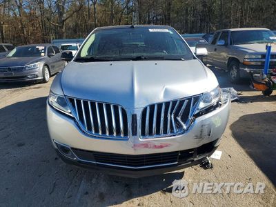 Piąte zdjęcie samochodu w środku: 2015 LINCOLN MKX VIN:2LMDJ6JK4FBL24979 - miniatura