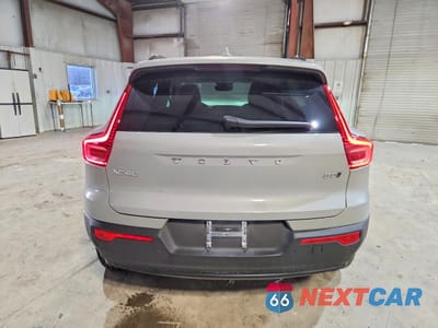Zdjęcie 6 z 14 samochodu: 2025 VOLVO XC40 PLUS VIN:YV4L12UC7S2506634 - miniatura
