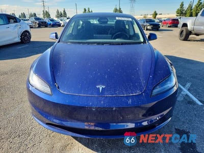 Piąte zdjęcie samochodu w środku: 2025 TESLA MODEL 3 VIN:5YJ3E1EA5SF971019 - miniatura