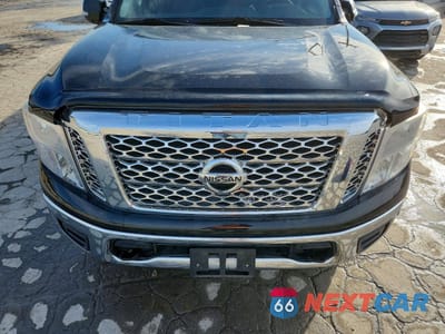 Zdjęcie 11 z 12 samochodu: 2019 NISSAN TITAN SV VIN:1N6AA1E51KN509402 - miniatura