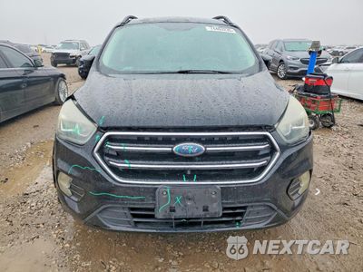 Piąte zdjęcie samochodu w środku: 2017 FORD ESCAPE SE VIN:1FMCU0GD9HUB42664 - miniatura