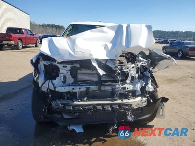 Piąte zdjęcie samochodu w środku: 2024 TOYOTA TACOMA SR VIN:3TYJDAKN9RT007857 - miniatura